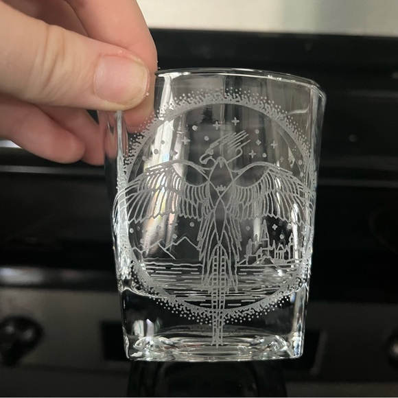 Harry Potter • Etched Whiskey Glass (Phoenix) - Picture 1 of 3